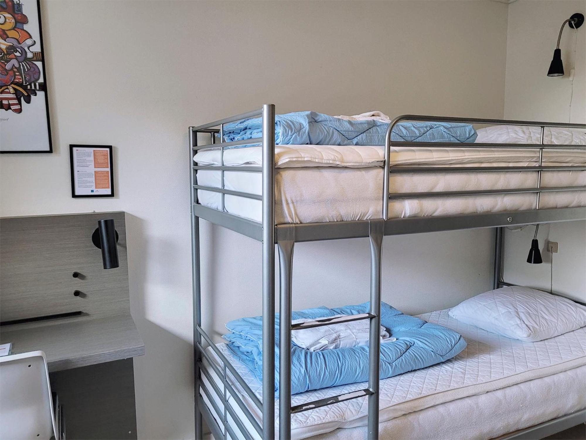 Twin Room,1613678949:JPEG