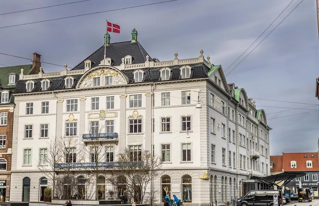 Hotel Royal-1